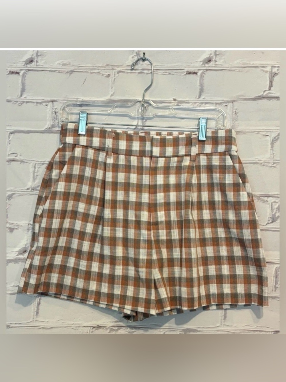 NINE WEST Mocha Frosting Plaid High Rise Walking Shorts – Size Small